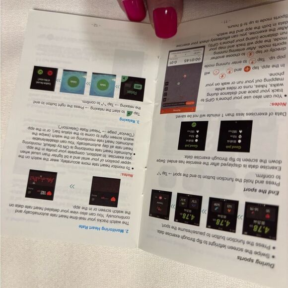 Sleek Black Smartwatch with Digital Display - Picture 8 of 9